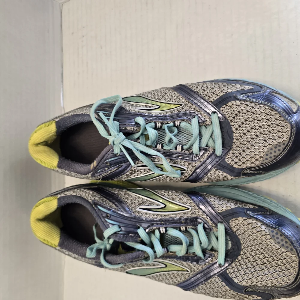 Brooks Gray and Yellow‎ Athletic Shoes with Breathable Mesh and Modern Design